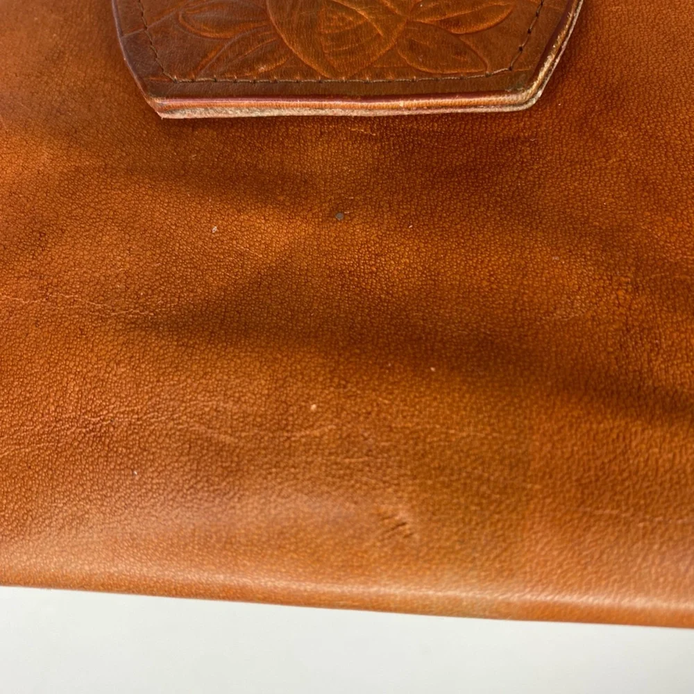 Vintage Rolfs Soft Brown Leather Embossed Tooled Wallet wKiss lock Coin Purse